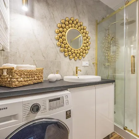 Lägenhet Glow Apartments, Przy Chmielnej Srodmiescie Gdańsk
